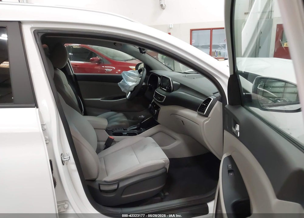 2020 HYUNDAI TUCSON VIN: KM8J3CA42LU167368