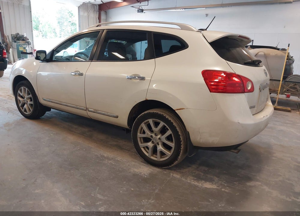 2011 NISSAN ROGUE VIN: JN8AS5MV7BW256822