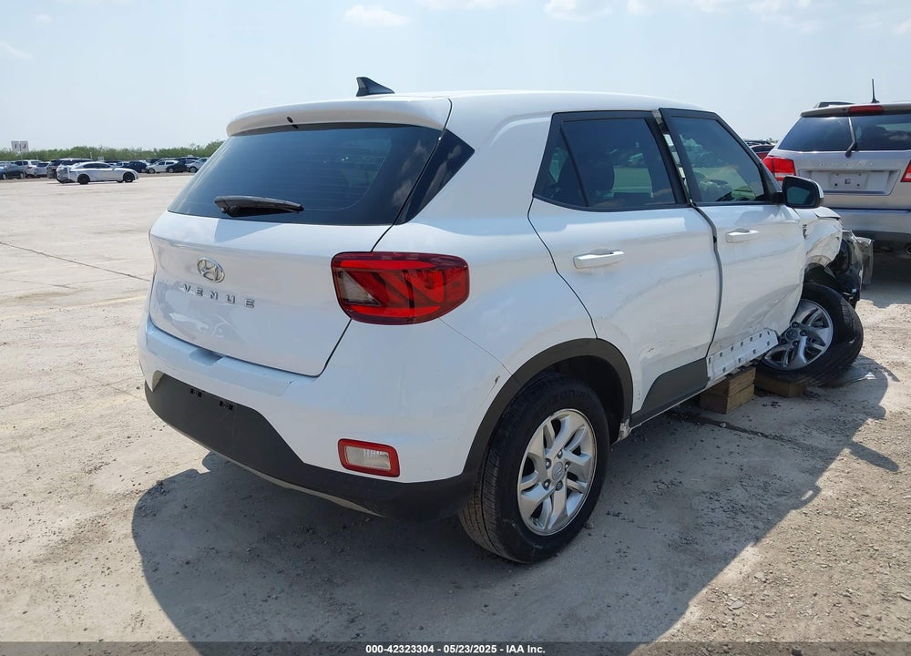 2022 HYUNDAI VENUE VIN: KMHRB8A32NU153287