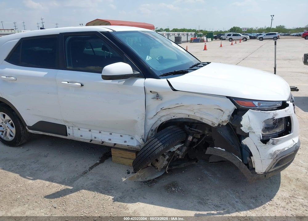 2022 HYUNDAI VENUE VIN: KMHRB8A32NU153287