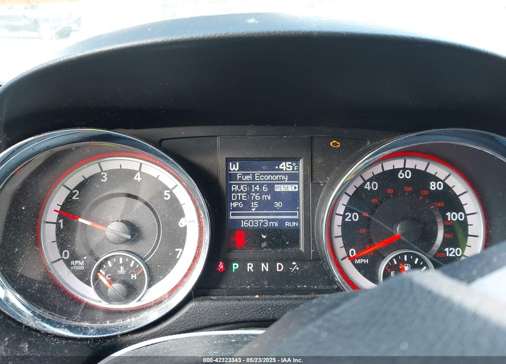 2011 DODGE GRAND CARAVAN CREW VIN: 2D4RN5DG8BR748617