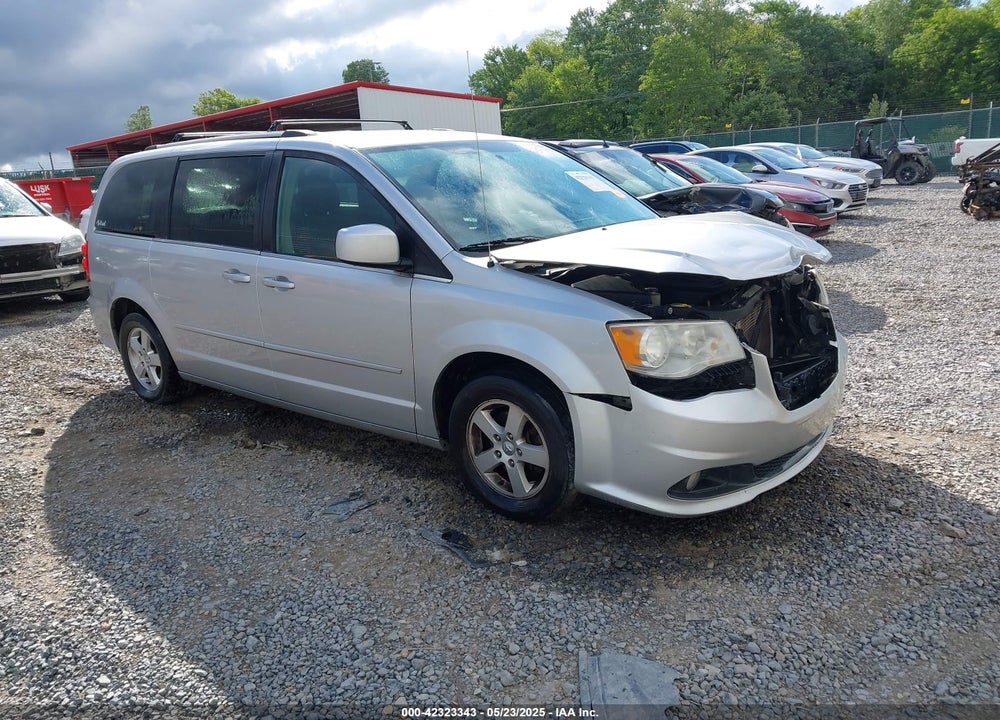 2011 DODGE GRAND CARAVAN CREW VIN: 2D4RN5DG8BR748617