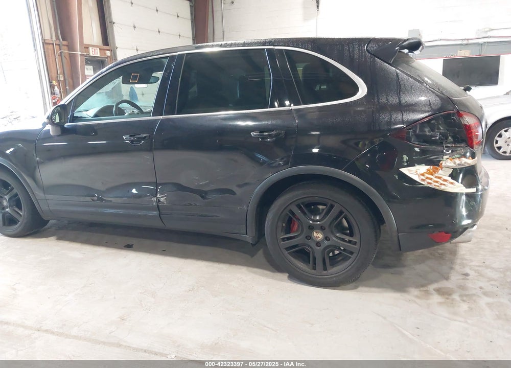 2011 PORSCHE CAYENNE TURBO VIN: WP1AC2A2XBLA88188