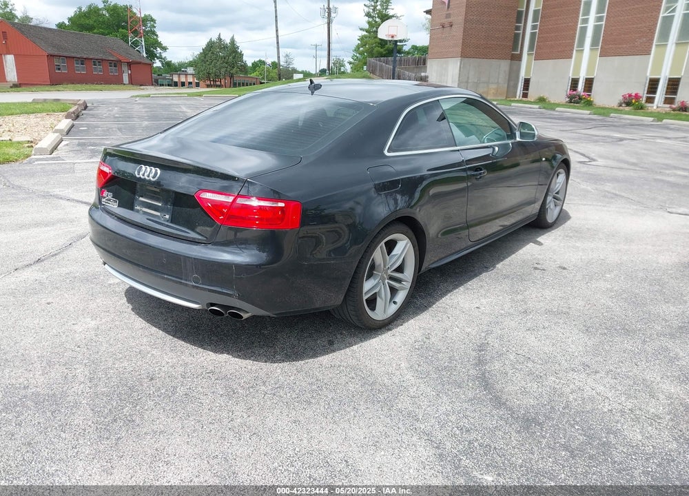 2009 AUDI S5 VIN: WAURV78T99A033499