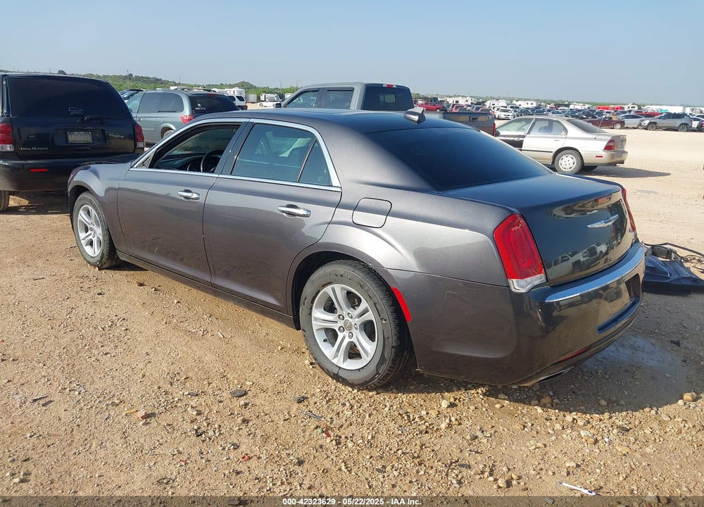 2017 CHRYSLER 300C VIN: 2C3CCAEG9HH552463
