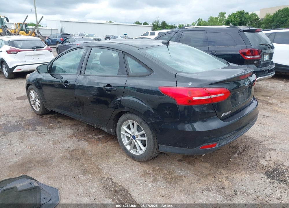 2015 FORD FOCUS VIN: 1FADP3F27FL204413