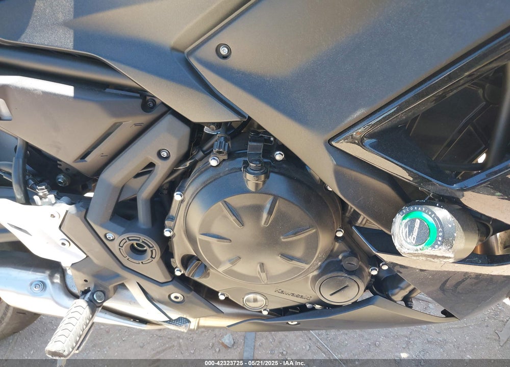 2025 KAWASAKI EX650 R VIN: ML5EXER16SDAE7645