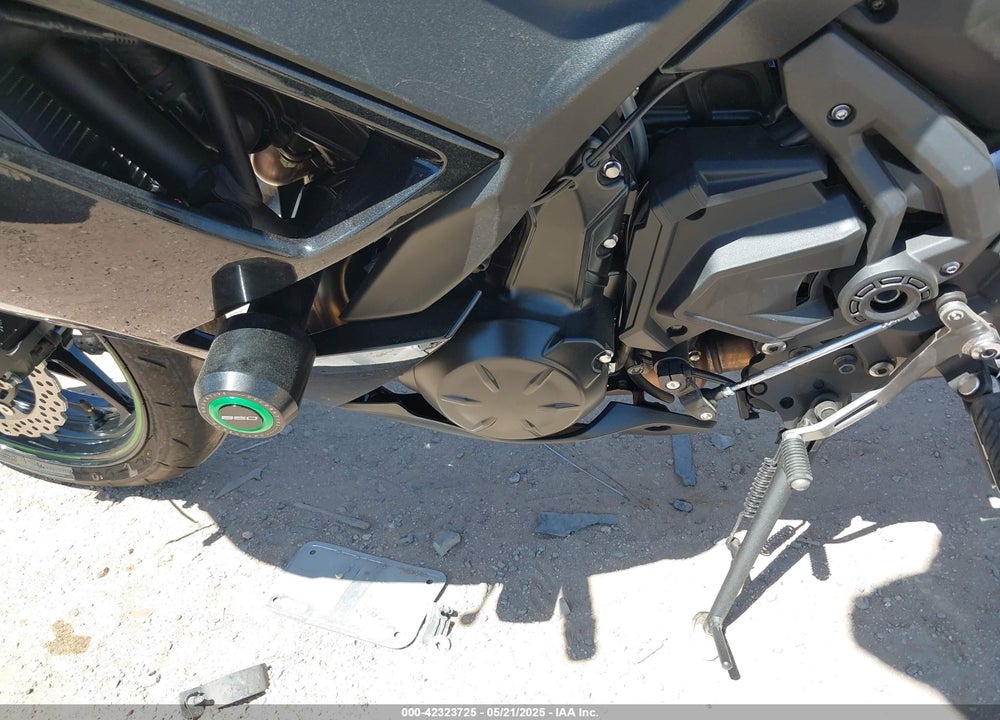 2025 KAWASAKI EX650 R VIN: ML5EXER16SDAE7645