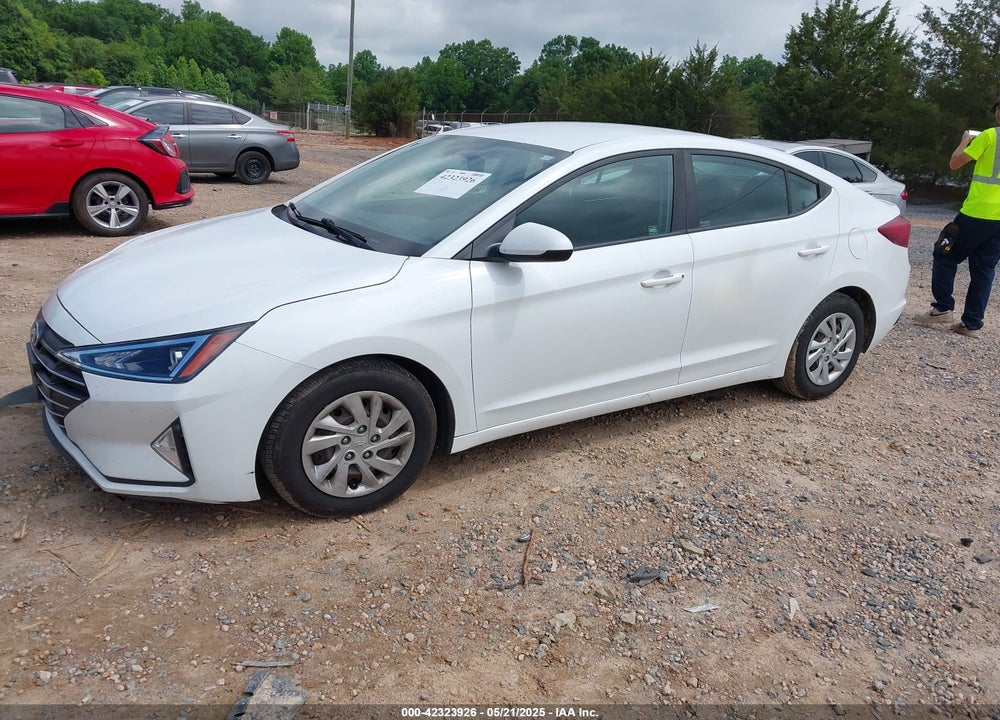 2019 HYUNDAI ELANTRA VIN: 5NPD74LF8KH411799