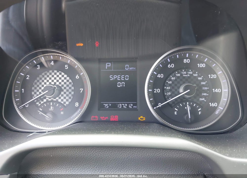 2019 HYUNDAI ELANTRA VIN: 5NPD74LF8KH411799