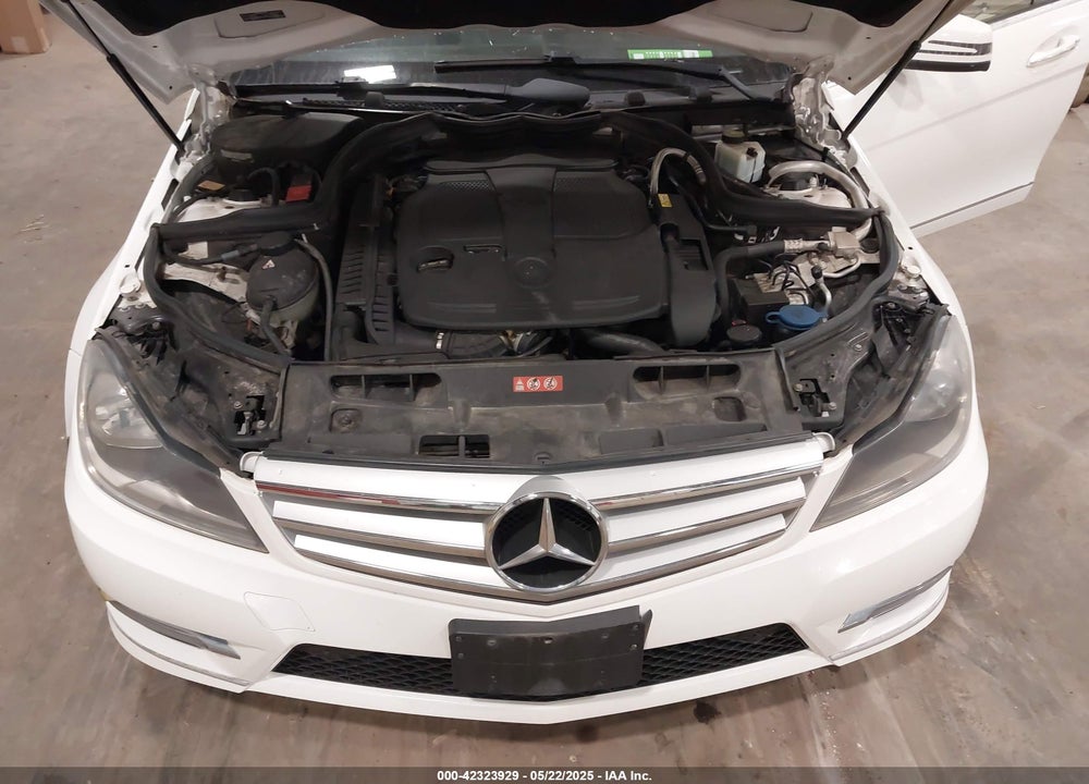 2013 MERCEDES-BENZ C CLASS VIN: WDDGF8AB3DR297543