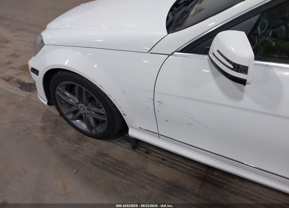 2013 MERCEDES-BENZ C CLASS VIN: WDDGF8AB3DR297543