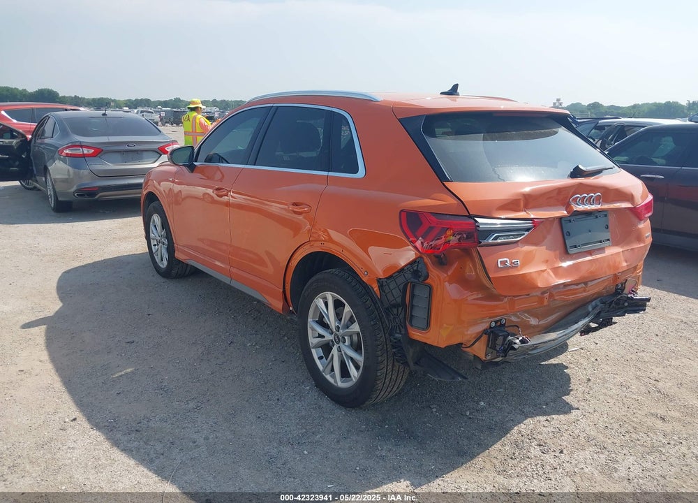 2024 AUDI Q3 VIN: WA1EECF36R1092050