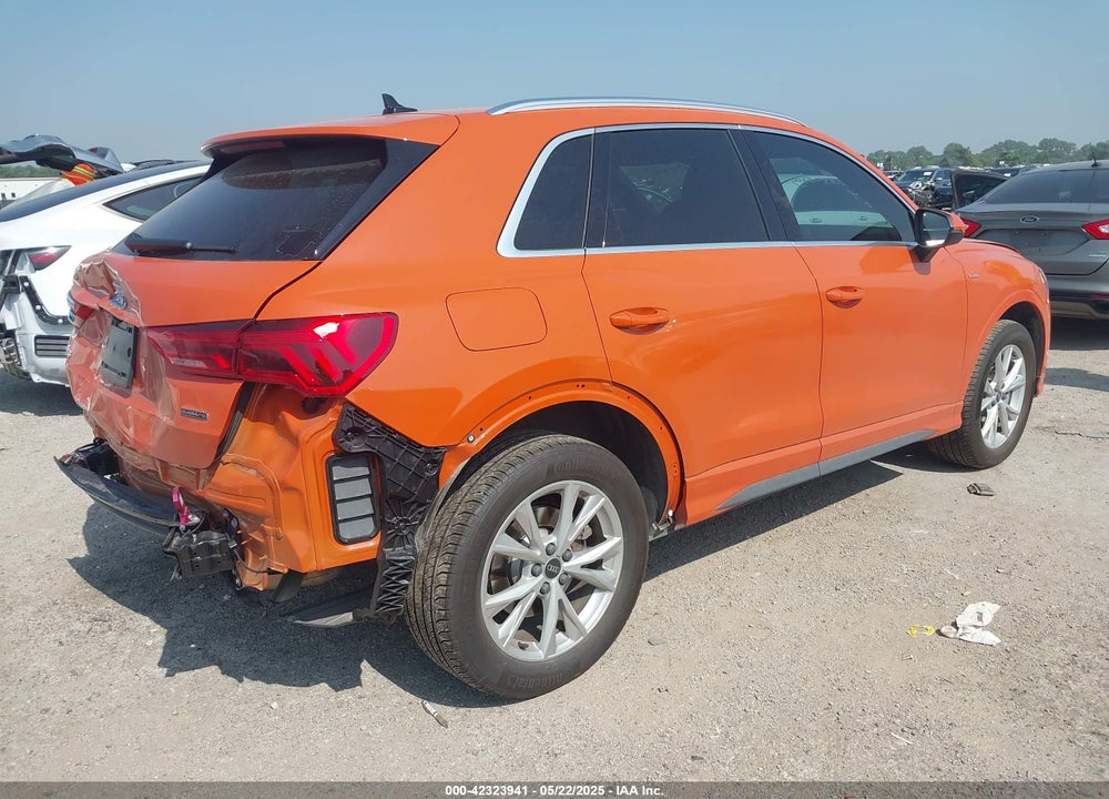 2024 AUDI Q3 VIN: WA1EECF36R1092050