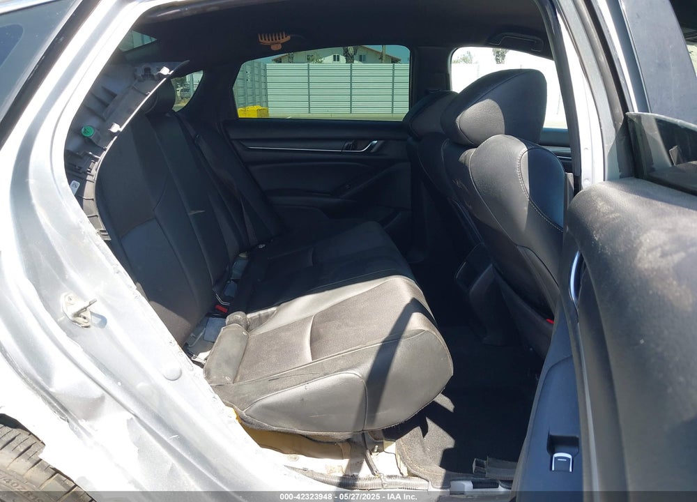 2019 HONDA ACCORD SEDAN VIN: 1HGCV1F35KA051787