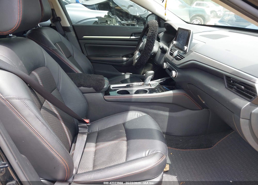 2024 NISSAN ALTIMA SR FWD VIN: 1N4BL4CV4RN323262