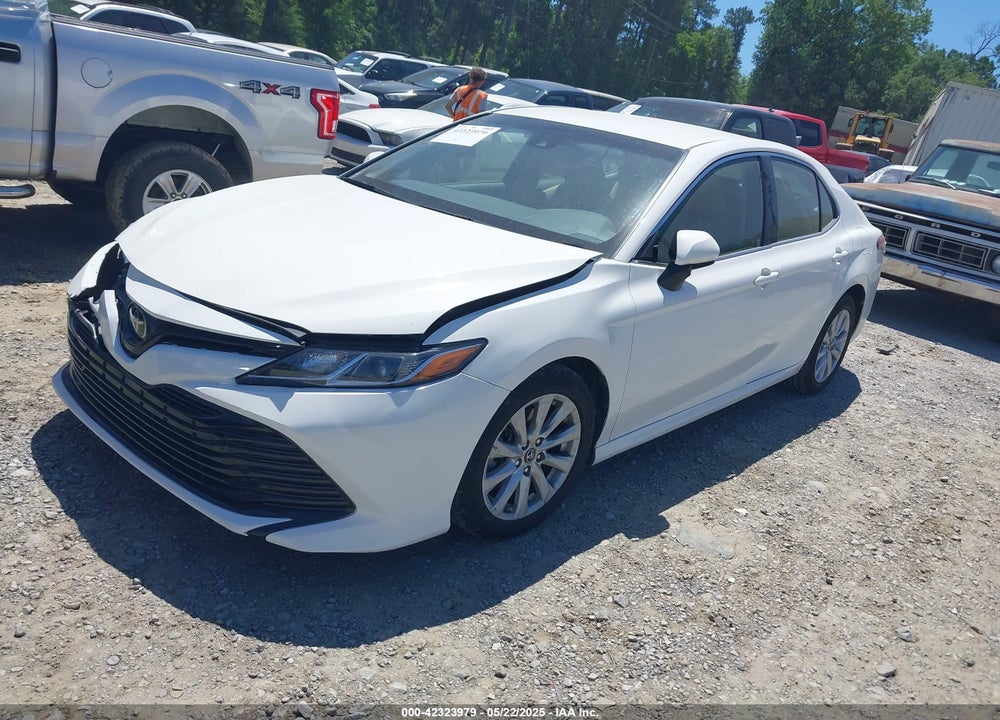 2018 TOYOTA CAMRY VIN: JTNB11HK2J3027990