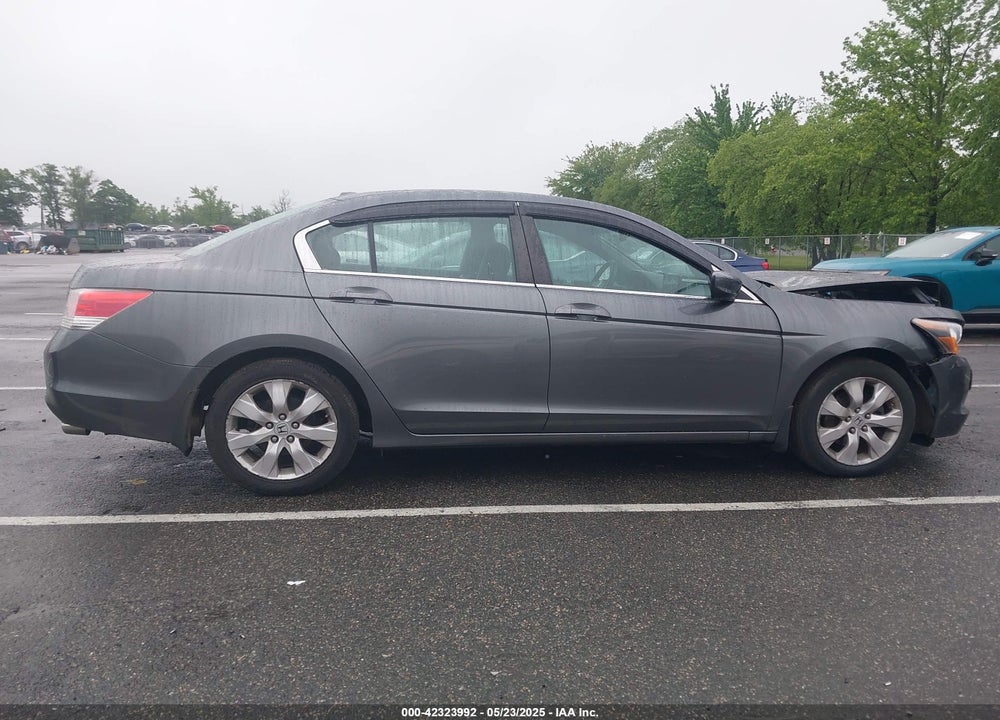 2009 HONDA ACCORD VIN: 1HGCP26819A055776