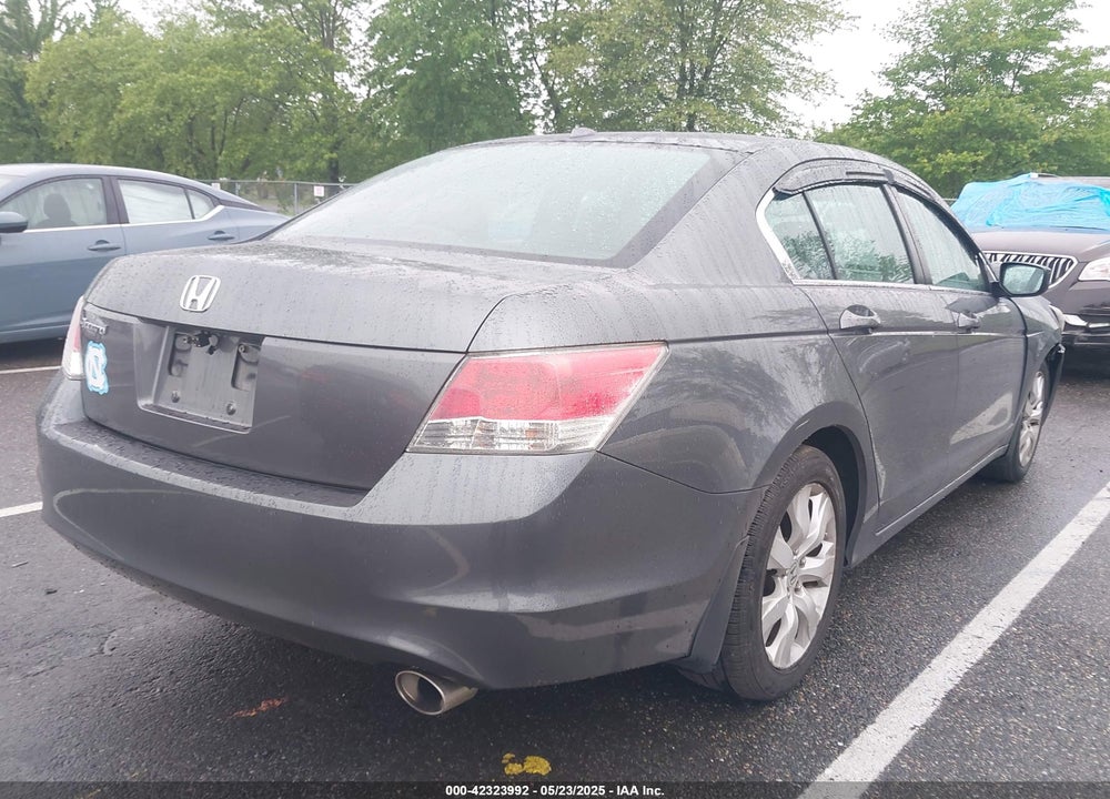 2009 HONDA ACCORD VIN: 1HGCP26819A055776