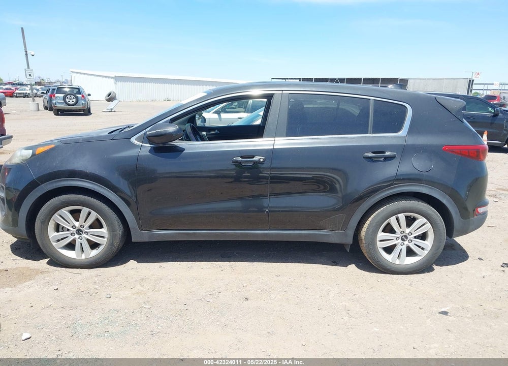 2017 KIA SPORTAGE VIN: KNDPM3AC4H7067460