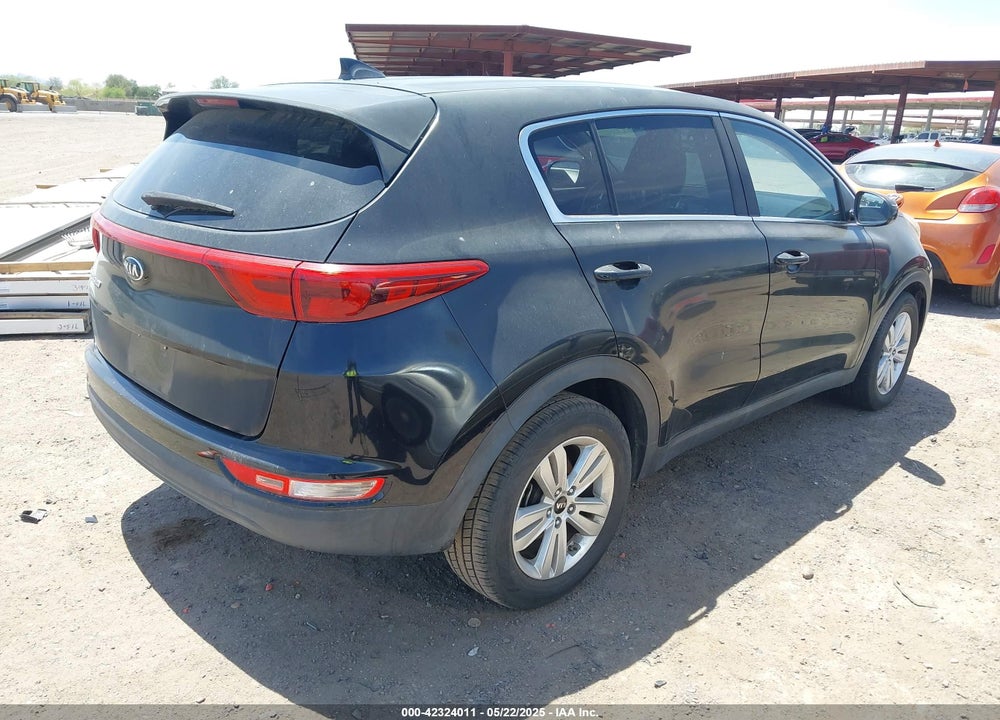 2017 KIA SPORTAGE VIN: KNDPM3AC4H7067460