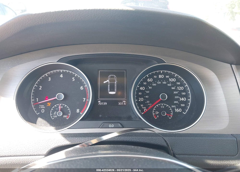 2016 VOLKSWAGEN GOLF SPORTWAGEN VIN: 3VWC17AU7GM502111