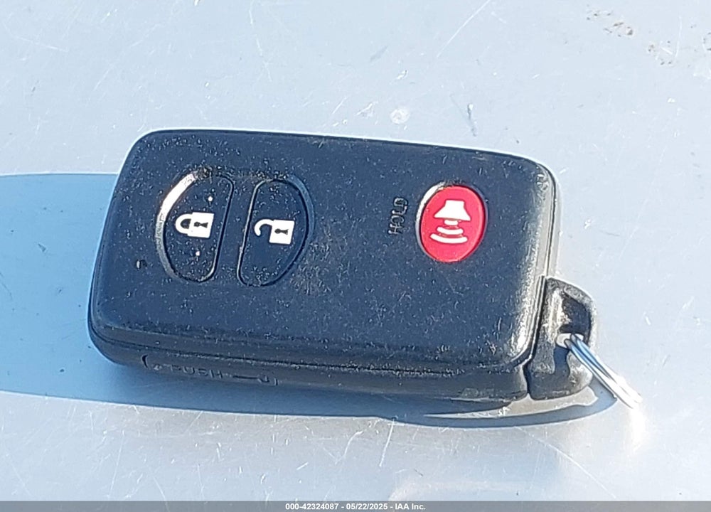2010 TOYOTA PRIUS III VIN: JTDKN3DUXA0129745