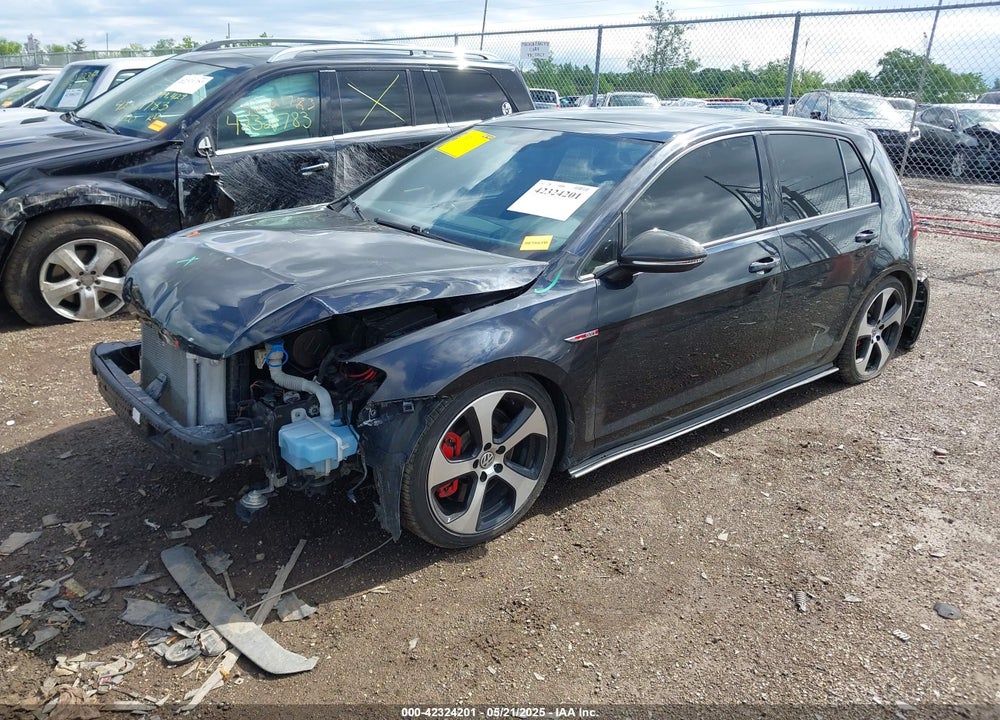 2017 VOLKSWAGEN GOLF GTI VIN: 3VW447AU5HM007175