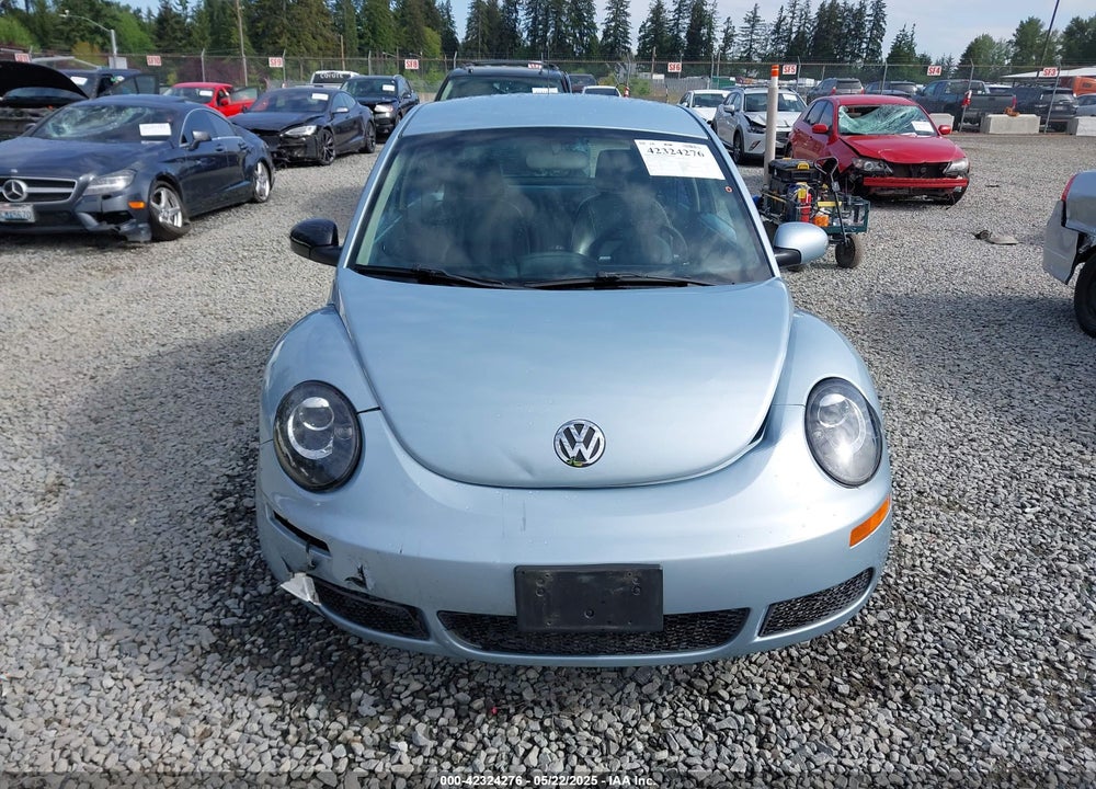 2010 VOLKSWAGEN NEW BEETLE VIN: 3VWPG3AG9AM020315