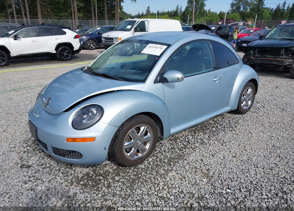 2010 VOLKSWAGEN NEW BEETLE VIN: 3VWPG3AG9AM020315