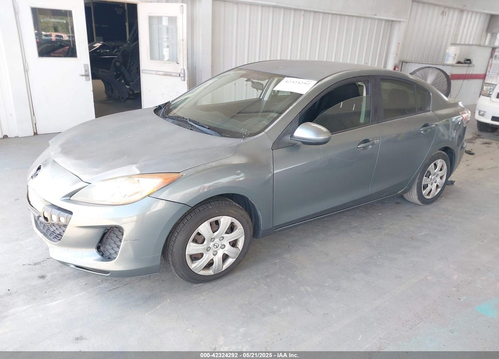 2012 MAZDA MAZDA3 VIN: JM1BL1UF8C1521096