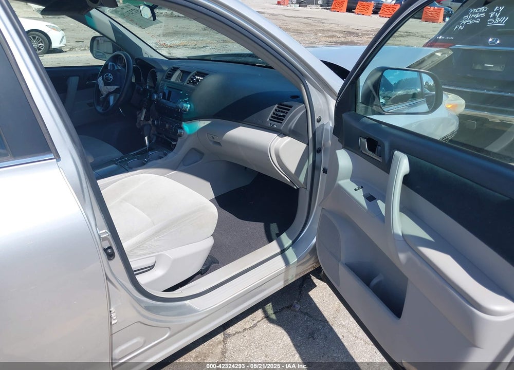 2012 TOYOTA HIGHLANDER VIN: 5TDZK3EH6CS061582