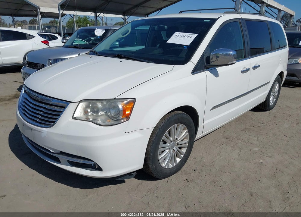 2012 CHRYSLER TOWN & COUNTRY VIN: 2C4RC1CGXCR152259