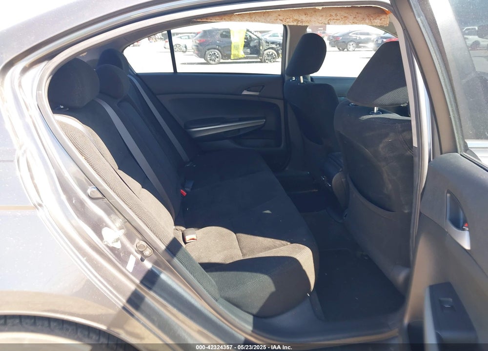 2010 HONDA ACCORD 2.4 EX VIN: 1HGCP2F74AA000833