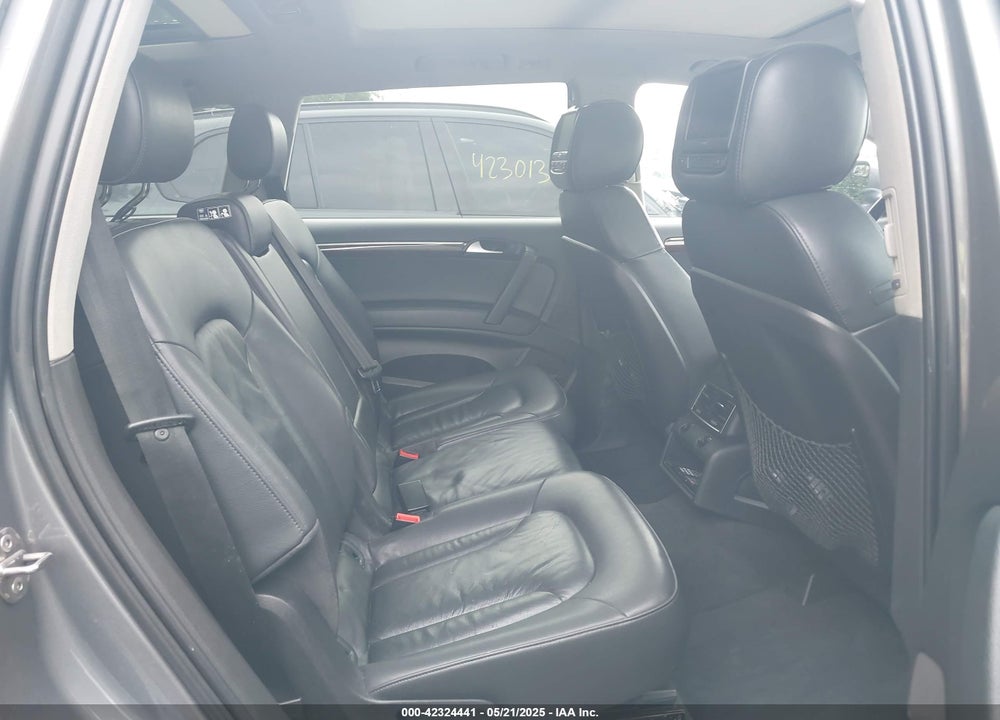 2011 AUDI Q7 VIN: WA1LGAFE5BD008621