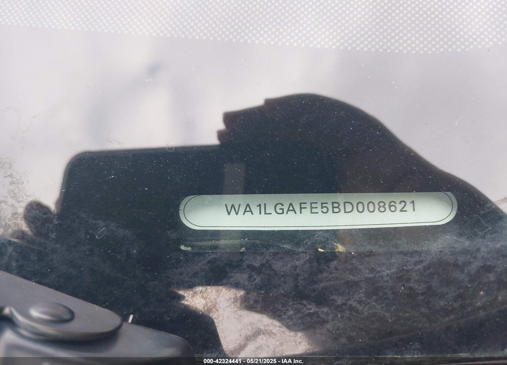 2011 AUDI Q7 VIN: WA1LGAFE5BD008621
