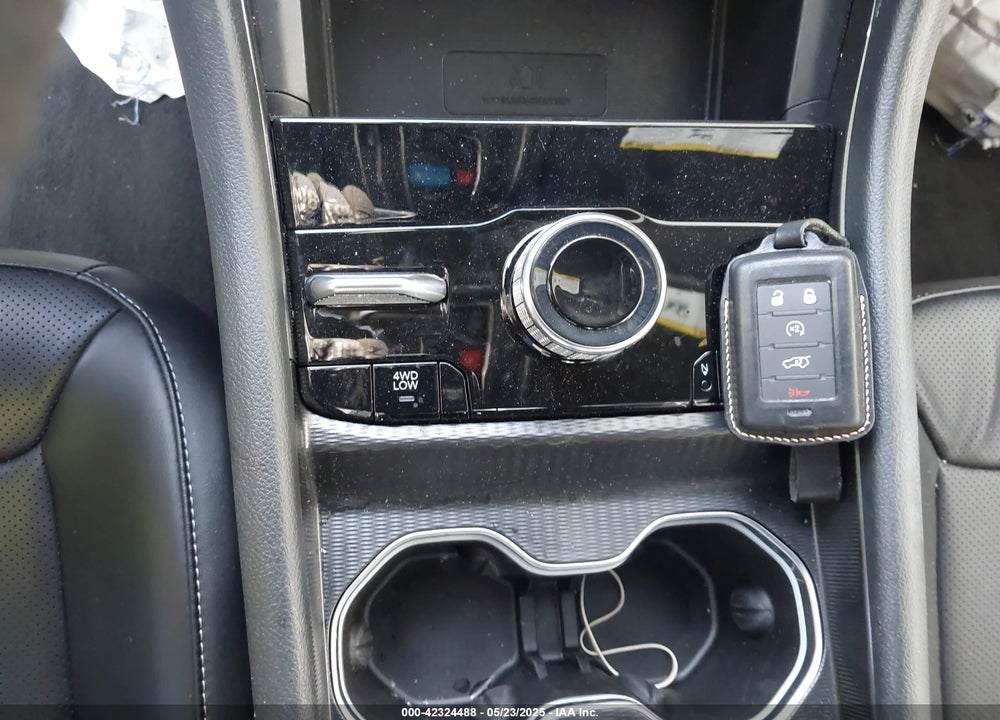 2024 JEEP GRAND CHEROKEE VIN: 1C4RJYB6XR8612970