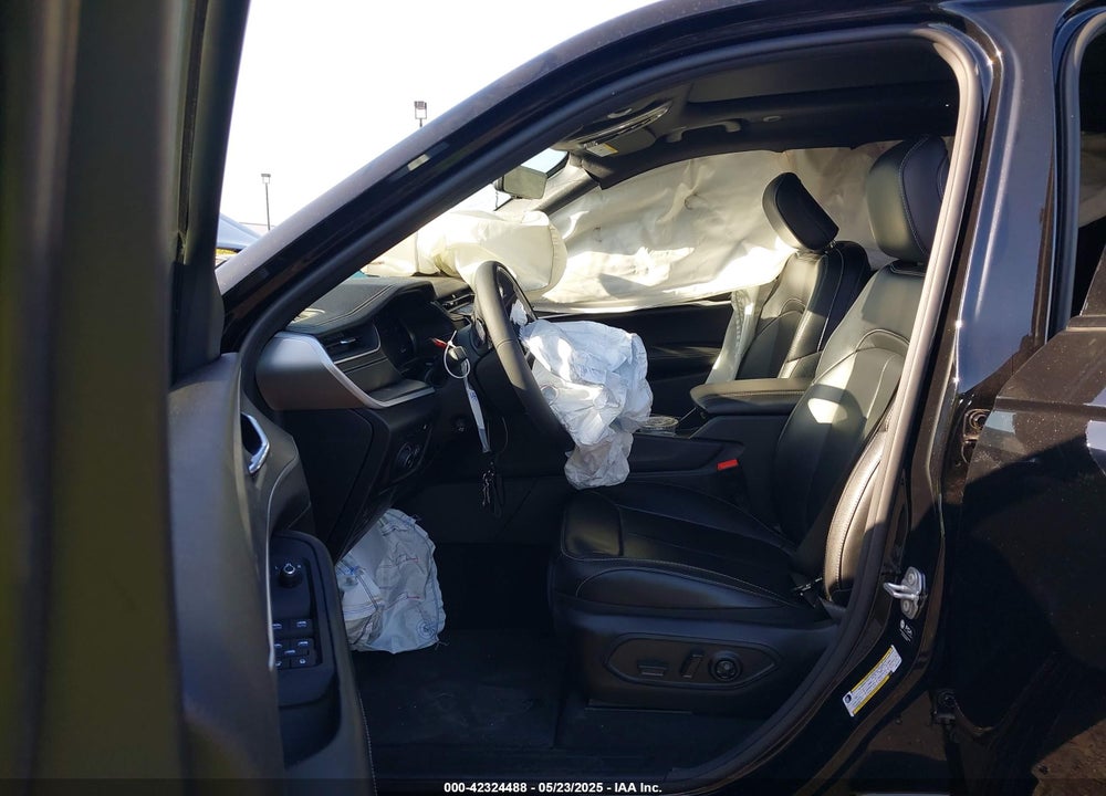 2024 JEEP GRAND CHEROKEE VIN: 1C4RJYB6XR8612970