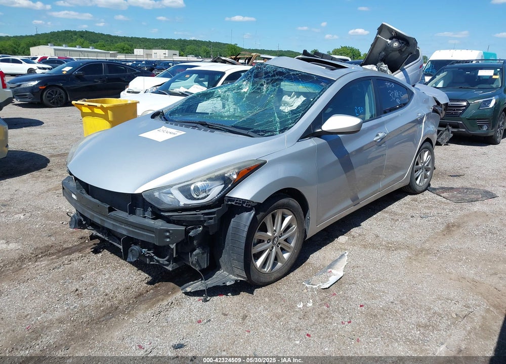 2015 HYUNDAI ELANTRA SE VIN: 5NPDH4AE8FH590035