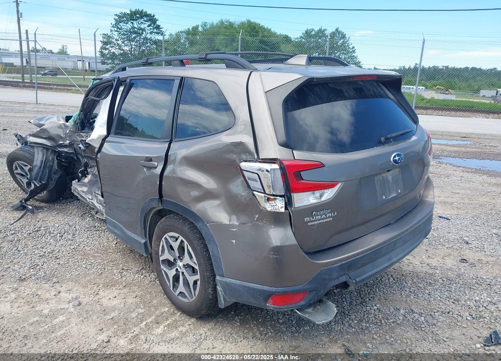 2019 SUBARU FORESTER VIN: JF2SKAGC5KH553063