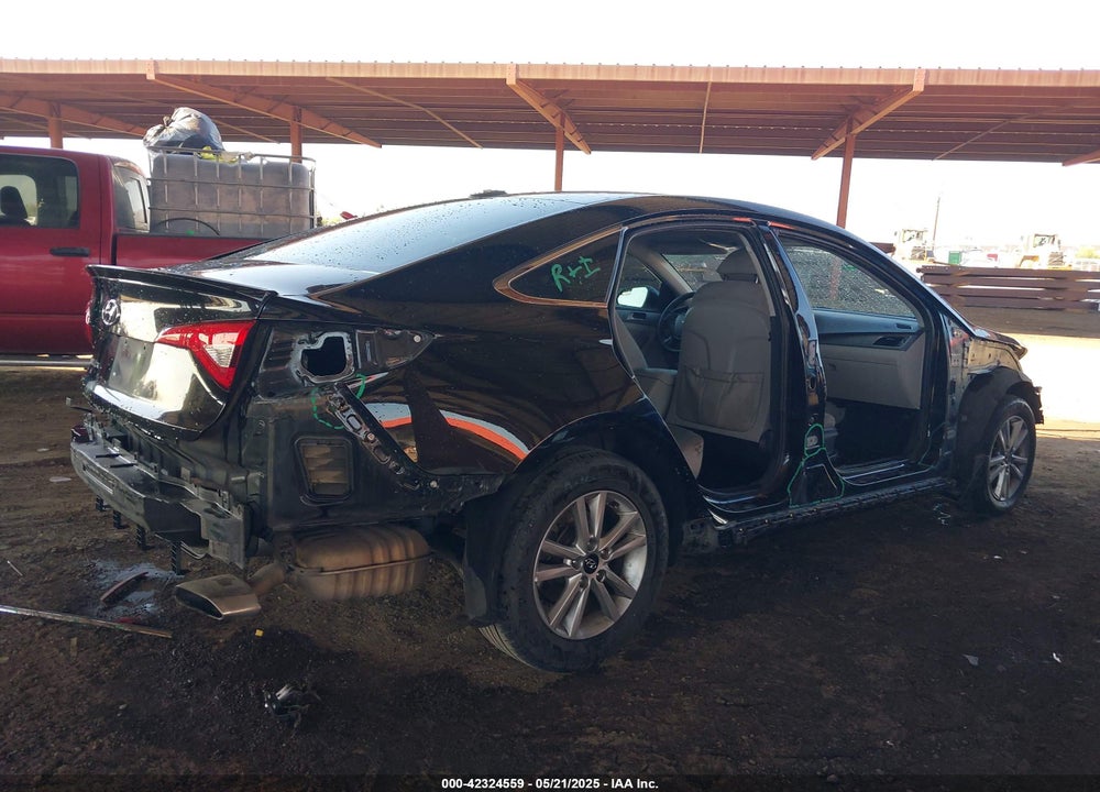 2016 HYUNDAI SONATA VIN: 5NPE24AF0GH409882