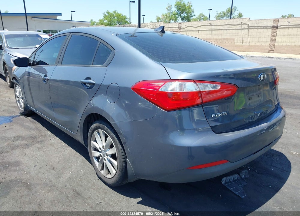 2016 KIA FORTE LX VIN: KNAFX4A61G5583267