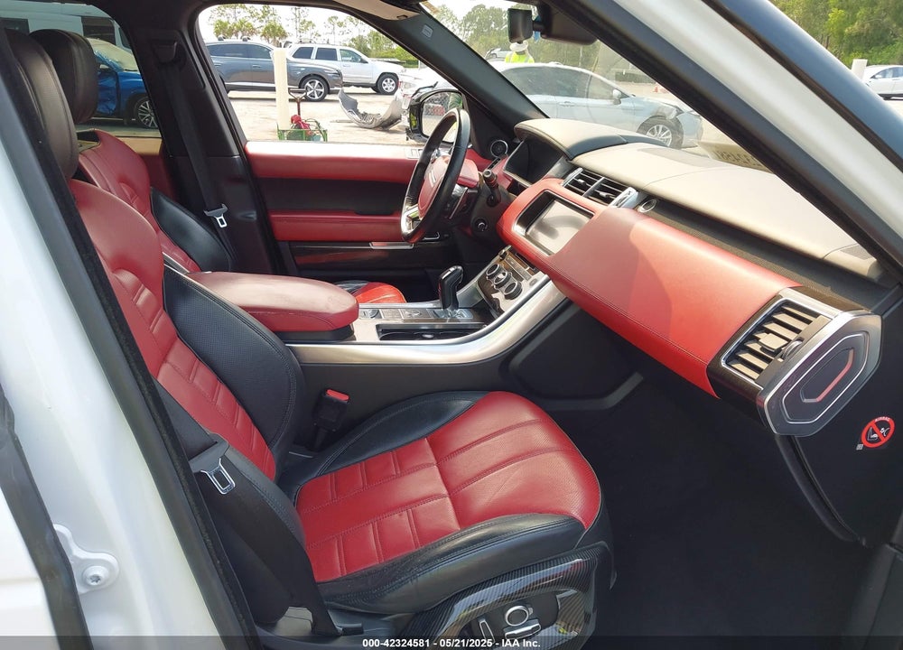 2017 LAND ROVER RANGE ROVER SPORT VIN: SALWV2FE9HA130030