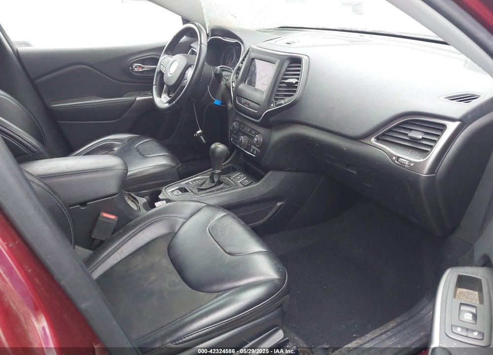 2019 JEEP CHEROKEE LATITUDE PLUS FWD VIN: 1C4PJLLB3KD435049