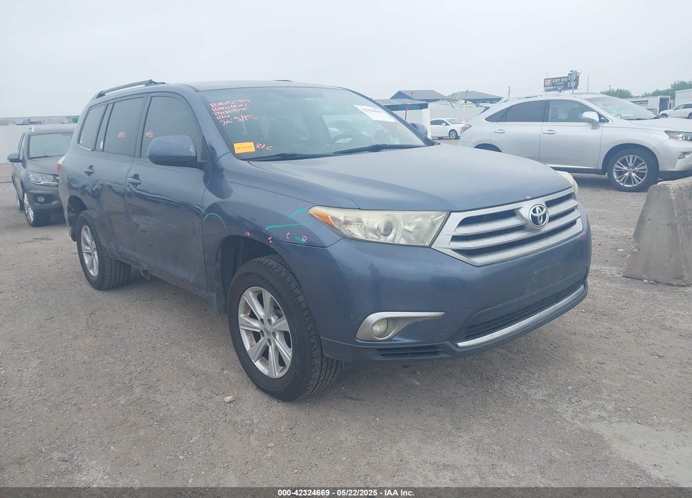 2011 TOYOTA HIGHLANDER SE VIN: 5TDZA3EH6BS008995