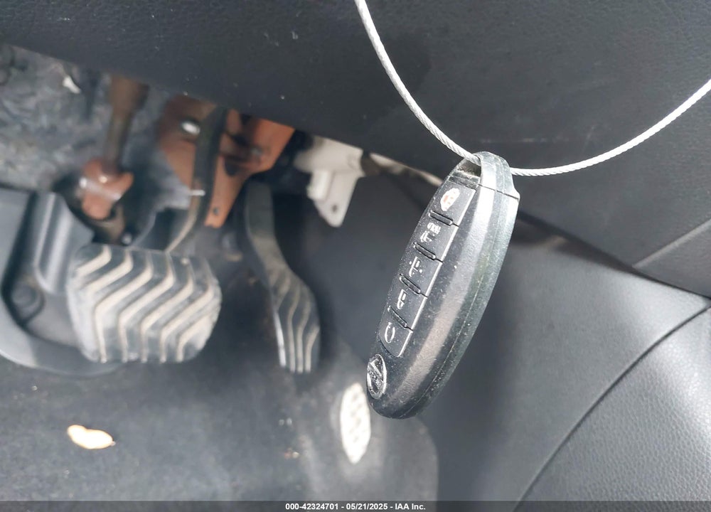 2018 NISSAN ROGUE VIN: JN8AT2MV5JW321001