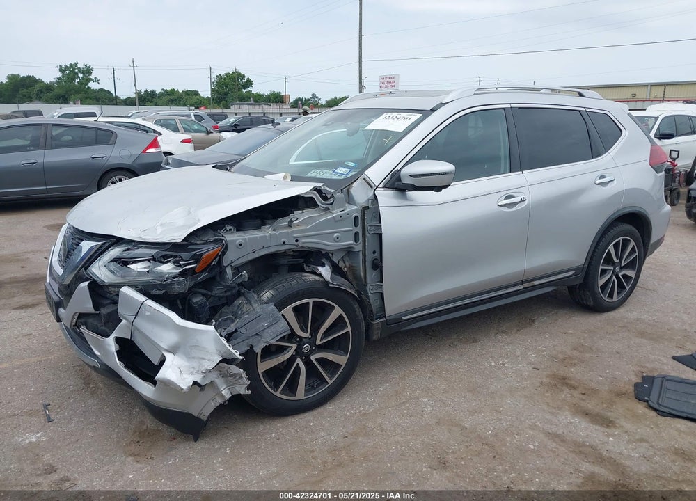2018 NISSAN ROGUE VIN: JN8AT2MV5JW321001