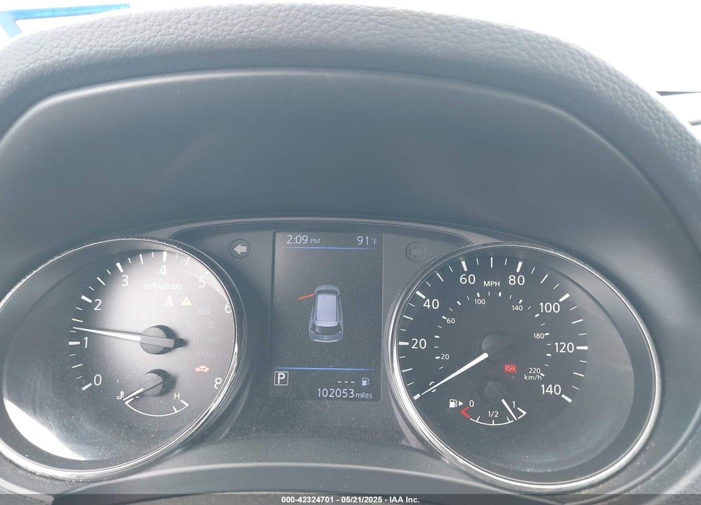 2018 NISSAN ROGUE VIN: JN8AT2MV5JW321001