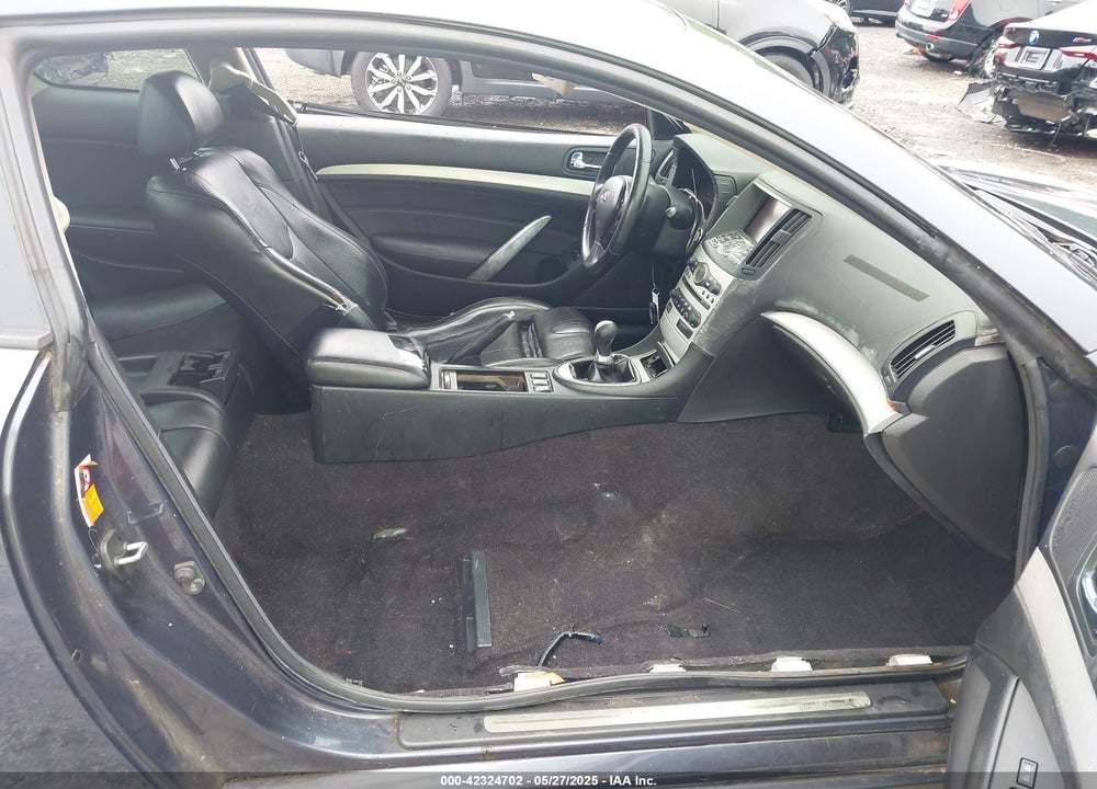 2008 INFINITI G37 VIN: JNKCV64E38M118716