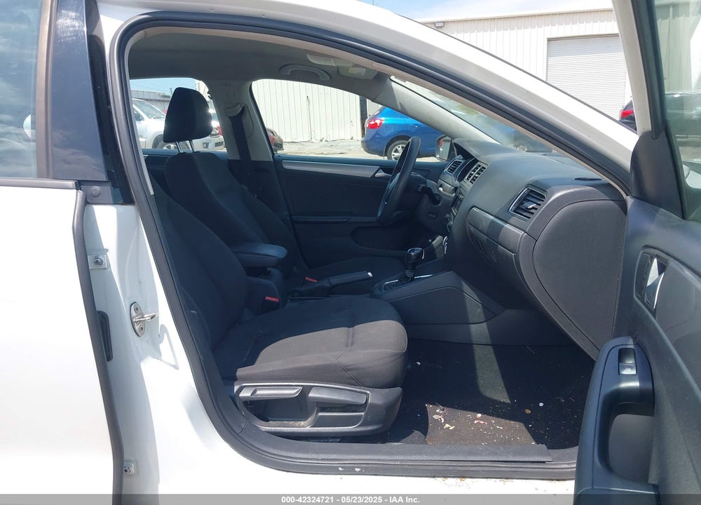 2015 VOLKSWAGEN JETTA VIN: 3VWD17AJ3FM354676